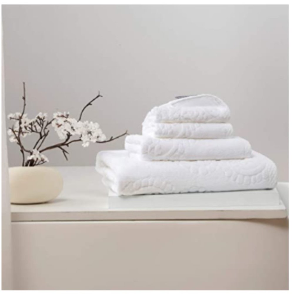 "Emma" Textured Bath Towel Set